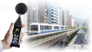 SVANTEK HAŁAS PRZY TORACH